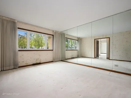 $775,000 | 2626 Farnsworth Lane, Northbrook, IL 60062