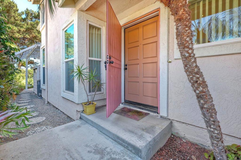 1073 Torrey Pines Road Chula Vista, CA 91915 - Photo 3 of 24