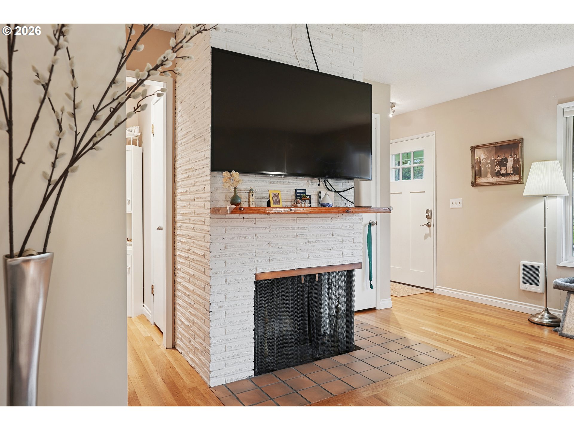 12445 Southeast Main Street Portland, OR 97233 - Photo 5 of 26