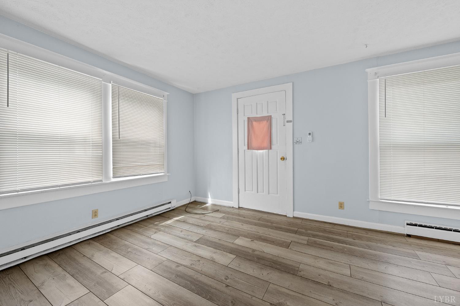 840 Old Forest Road Lynchburg, VA 24501 - Photo 4 of 27 Walking into the Living room which has....