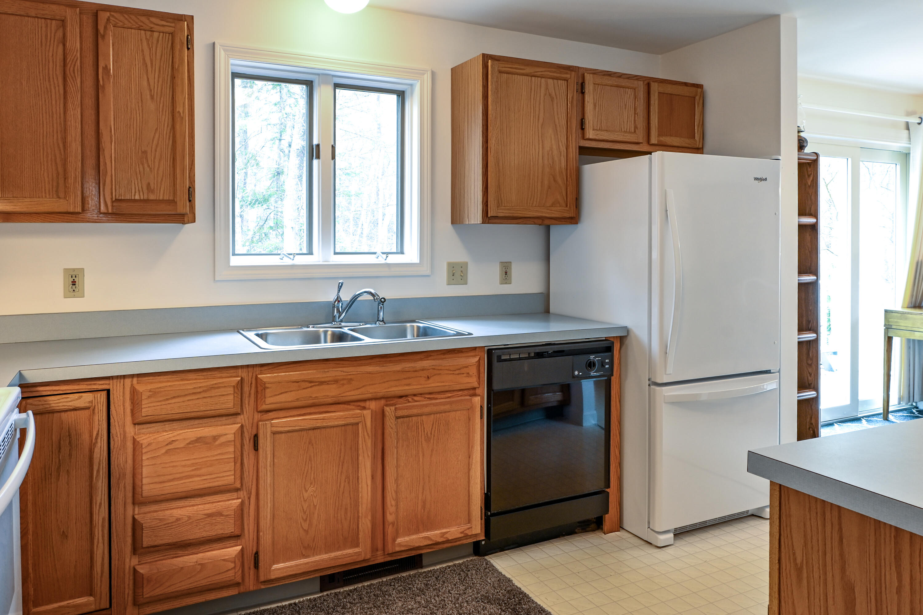 23 Crossing Brook Road Cumberland, ME 04021 - Photo 16 of 84 23CrossingBrookRd-17