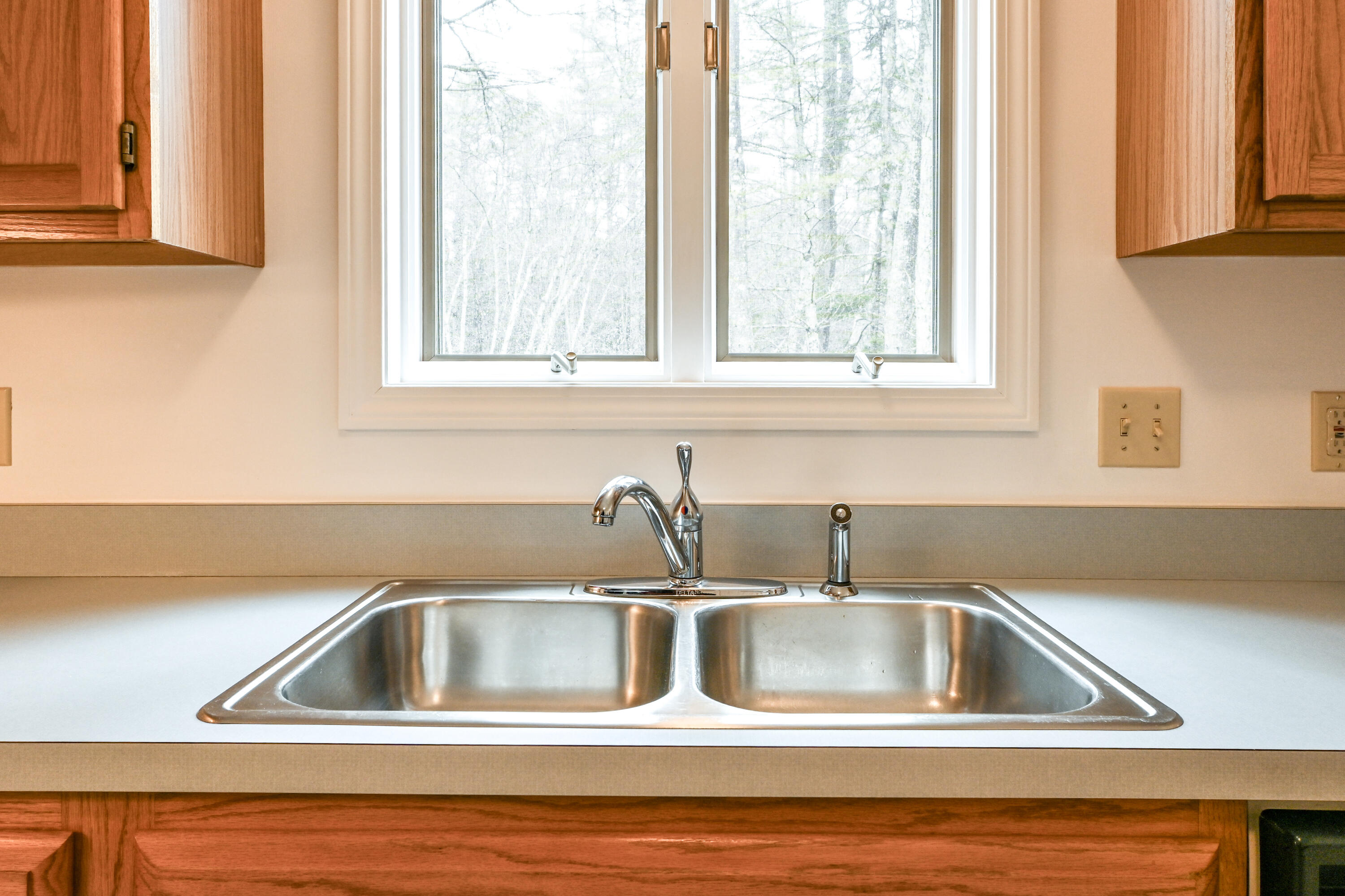 23 Crossing Brook Road Cumberland, ME 04021 - Photo 17 of 84 23CrossingBrookRd-18