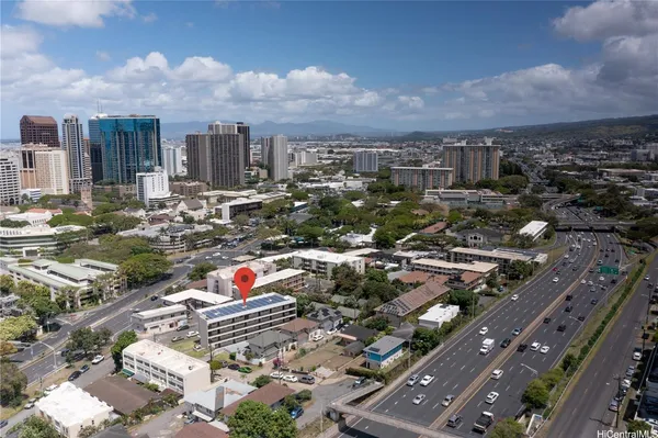 $2,850 | 1401 Lusitana Street, Unit 504, Honolulu, HI 96813