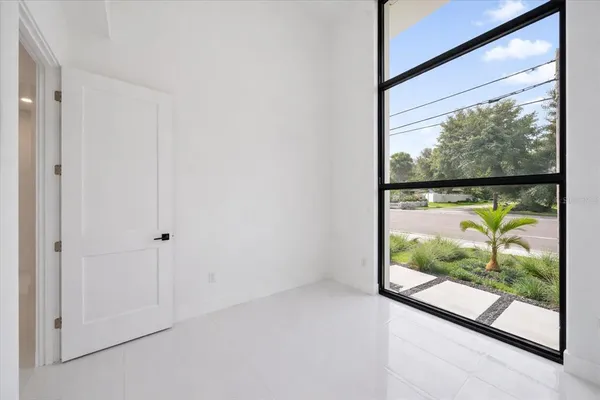 $9,750 | 2441 Webber Street, Sarasota, FL 34239