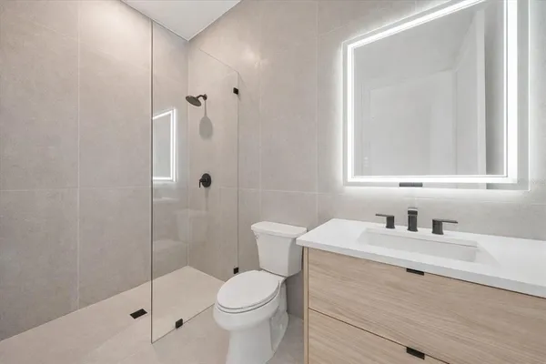 $9,750 | 2441 Webber Street, Sarasota, FL 34239