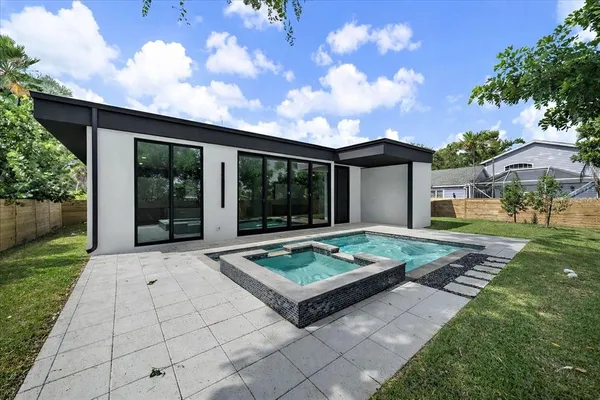 $9,750 | 2441 Webber Street, Sarasota, FL 34239