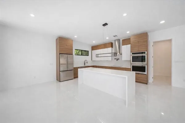 $9,750 | 2441 Webber Street, Sarasota, FL 34239