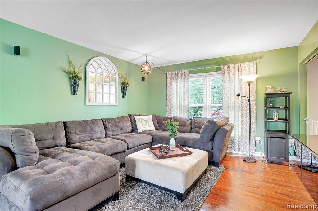 32836 Hearthstone Road Farmington Hills, MI 48334 - Photo 16 of 30