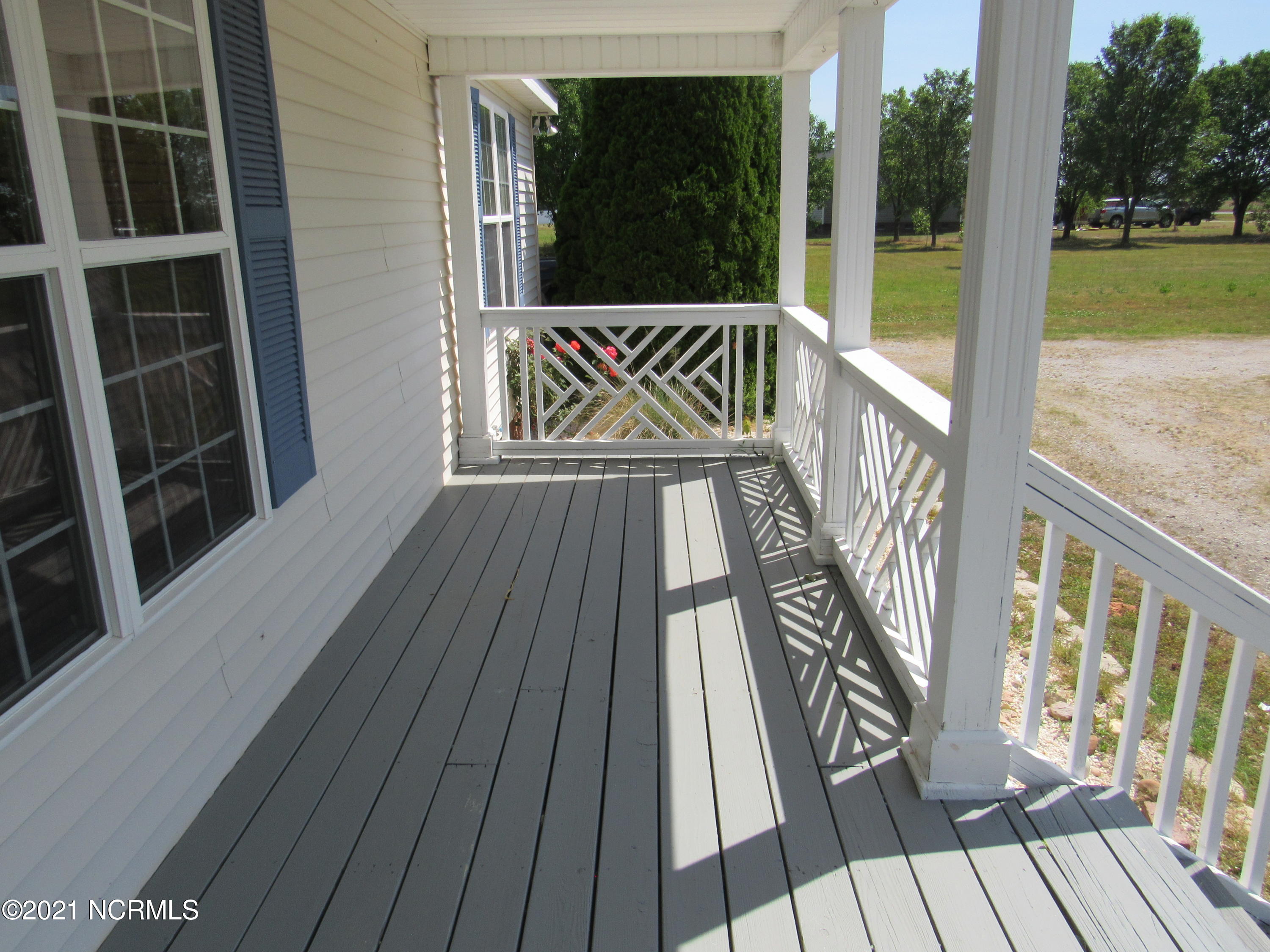 777 Howell Road Tarboro, NC 27886 - Photo 2 of 24 IMG_0863