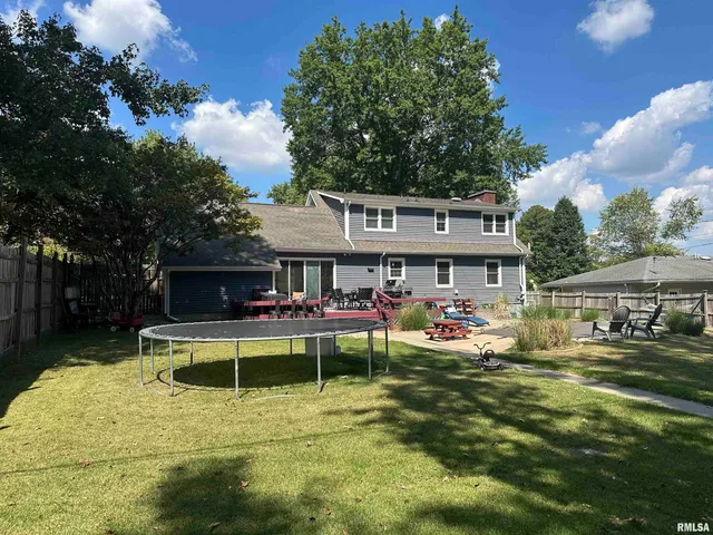 $289,500 | 37 Westwood Lane, Murphysboro, IL 62966