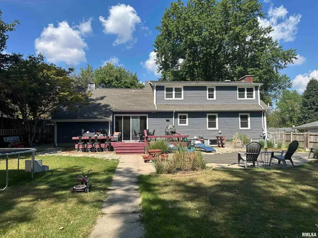 $289,500 | 37 Westwood Lane, Murphysboro, IL 62966