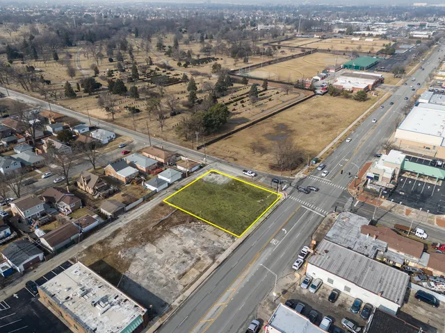 $249,000 | 9100 South Kedzie Avenue, Evergreen Park, IL 60805