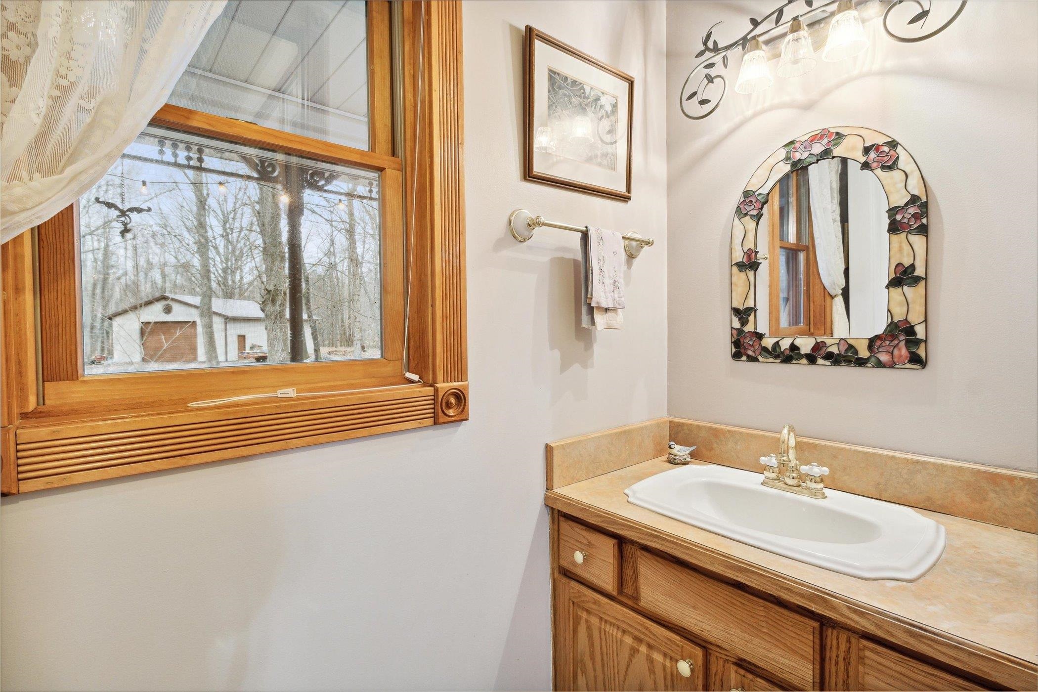 5379 West Vienna Road Clio, MI 48420 - Photo 16 of 70 50099442-15.JPG