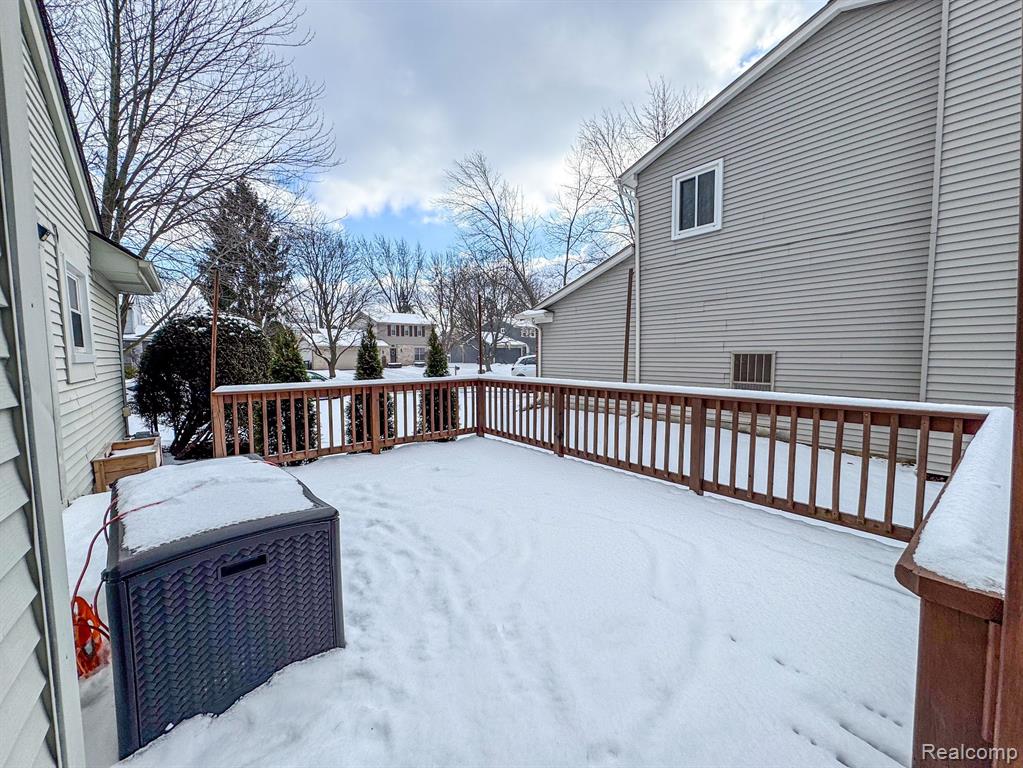 708 Dressler Lane Rochester Hills, MI 48307 - Photo 21 of 24