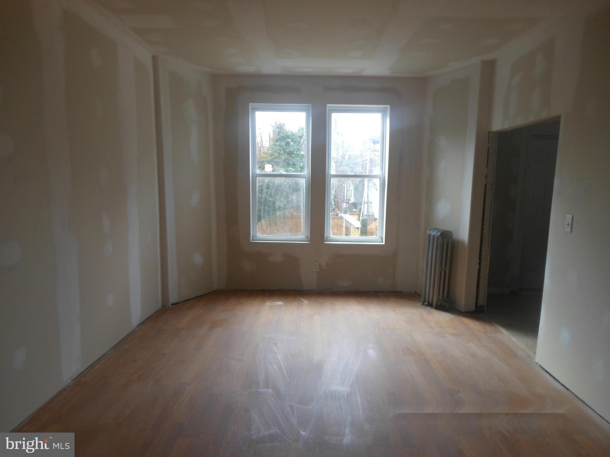 3510 Reisterstown Road Baltimore, MD 21215 - Photo 4 of 10 Dining Room