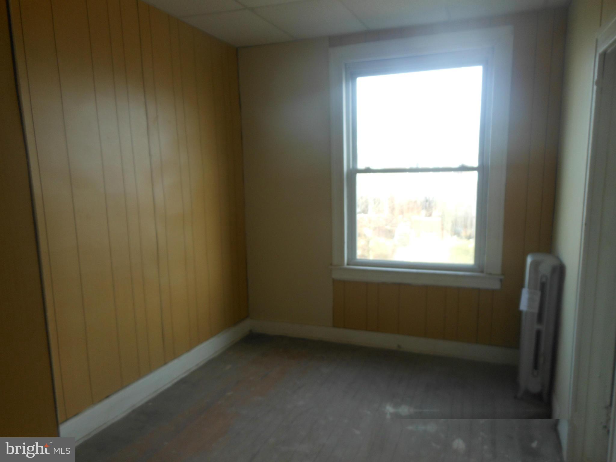 3510 Reisterstown Road Baltimore, MD 21215 - Photo 9 of 10 Bedroom four