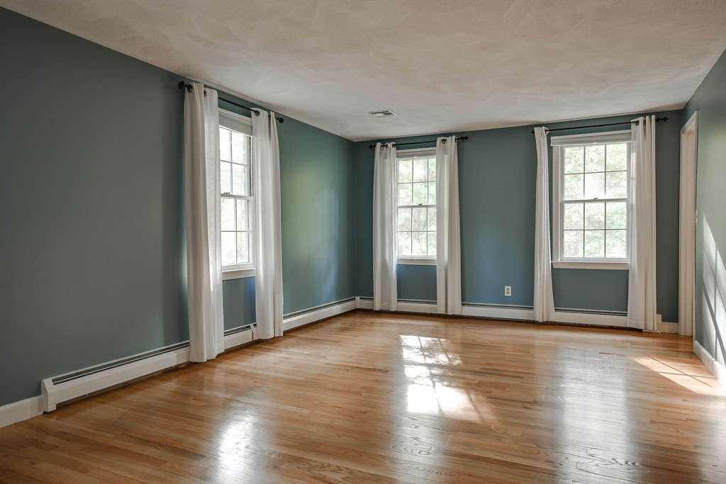 16 Deerfield Road Sherborn, MA 01770 - Photo 15 of 30 Gallery Image 15