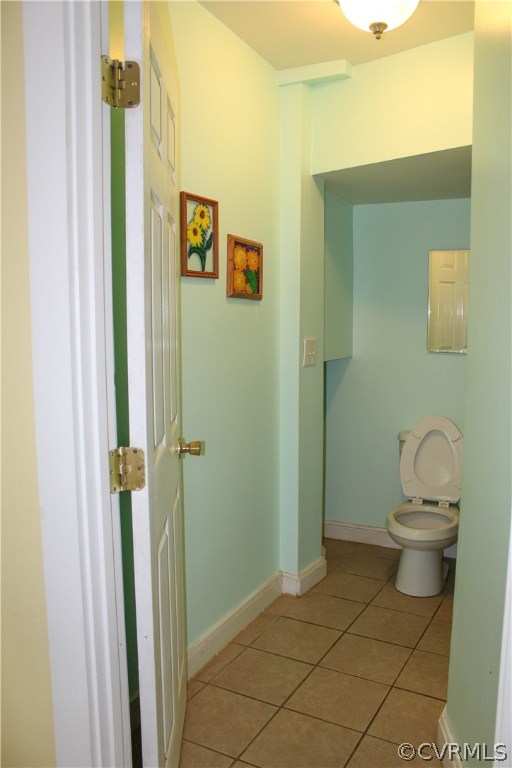 2729 Arritt Road Partlow, VA 22534 - Photo 12 of 30 a bathroom with a toilet and a shower