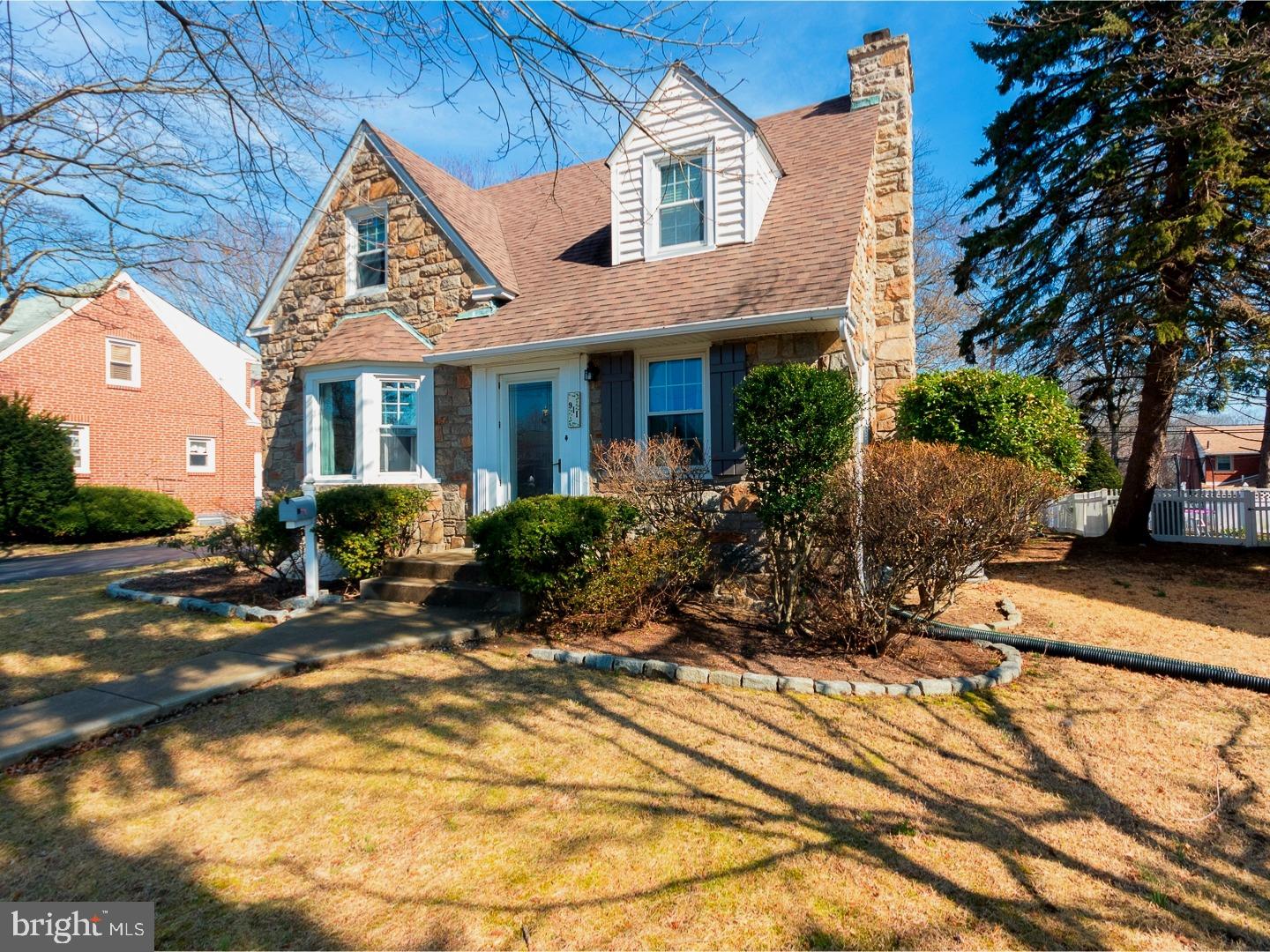 911 Westfield Road Springfield, PA 19064 - Photo 2 of 16