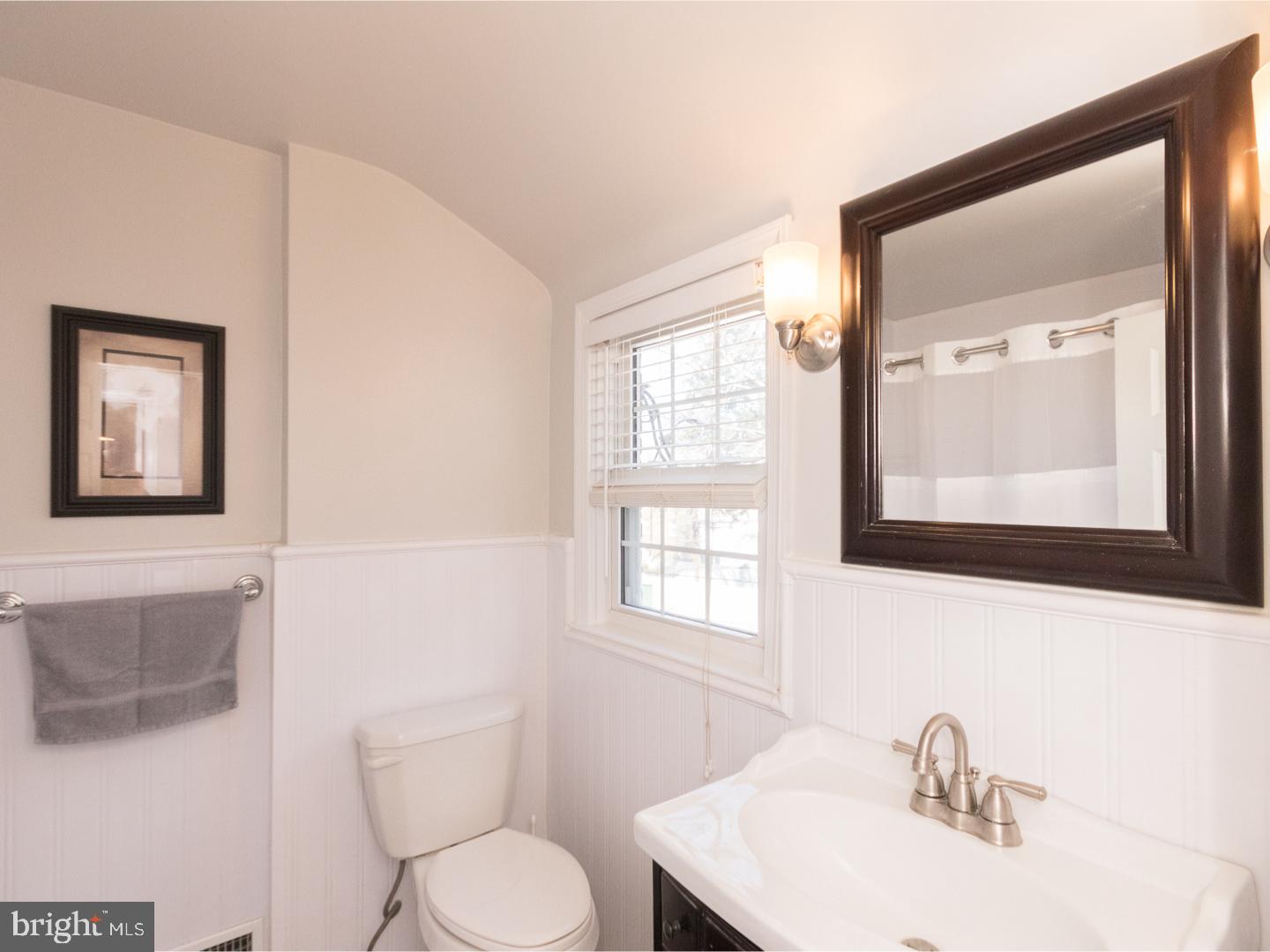 911 Westfield Road Springfield, PA 19064 - Photo 13 of 16 Bathroom