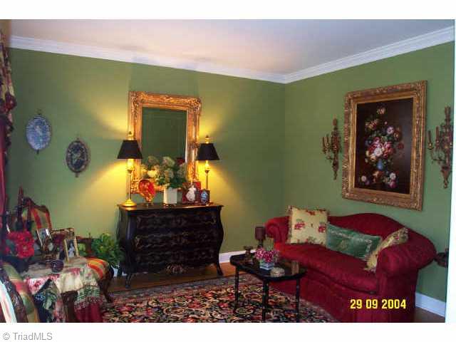 104 Castleton Place Jamestown, NC 27282 - Photo 2 of 9 Other. Living Room