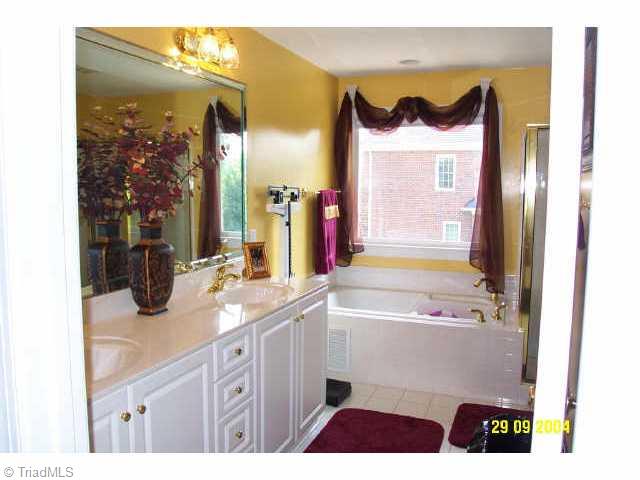 104 Castleton Place Jamestown, NC 27282 - Photo 7 of 9 Other. Master Bath
