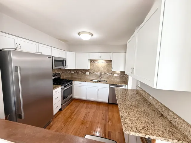 $309,500 | 27W210 Providence Lane, Winfield, IL 60190