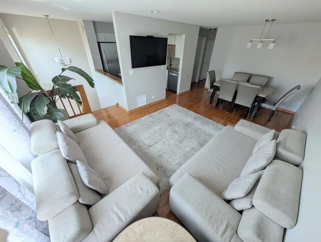 $309,500 | 27W210 Providence Lane, Winfield, IL 60190