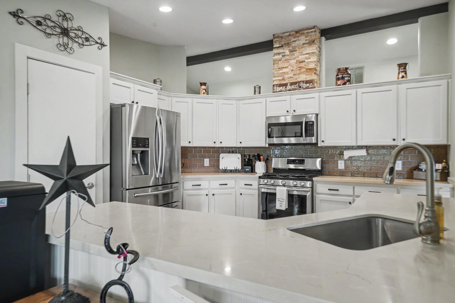 989 Carbondale Road Ione, CA 95640 - Photo 16 of 63