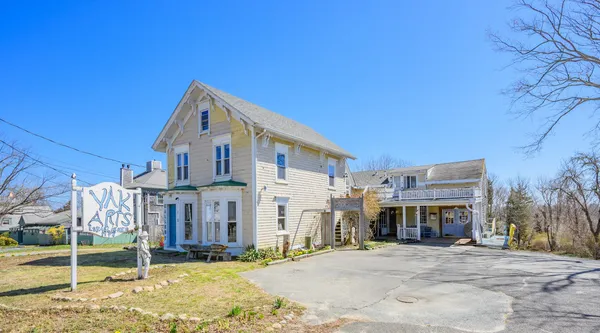 $1,350,000 | 21 South Orleans Road, Orleans, MA 02653