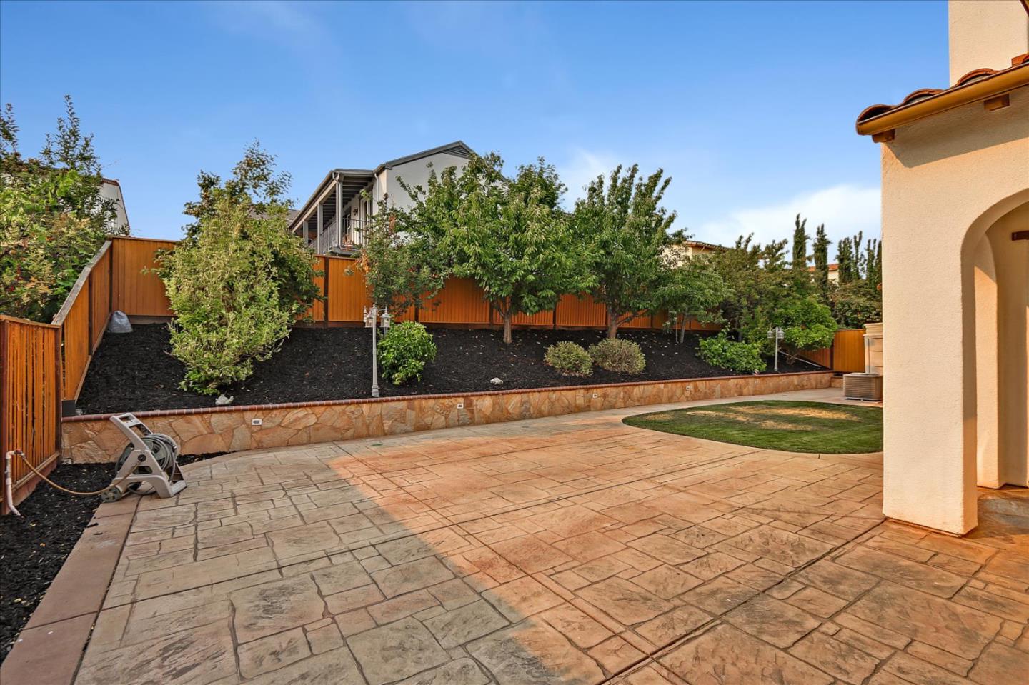2333 Poppyview Avenue San Ramon, CA 94582 - Photo 42 of 65 a view of a backyard of the house