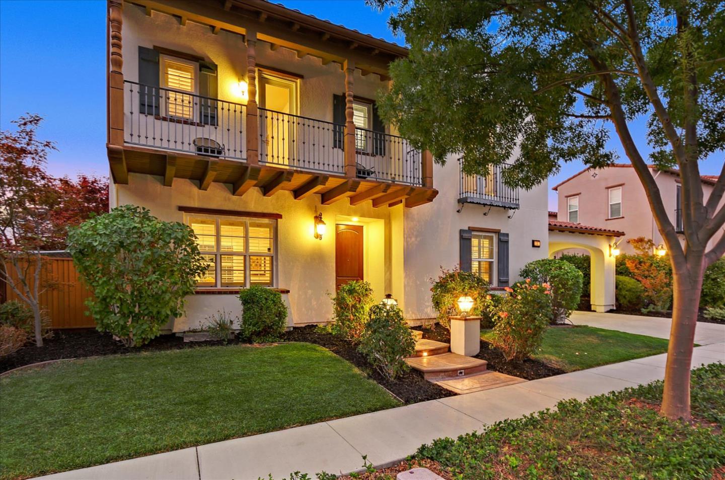 2333 Poppyview Avenue San Ramon, CA 94582 - Photo 44 of 65 a front view of a house with a yard