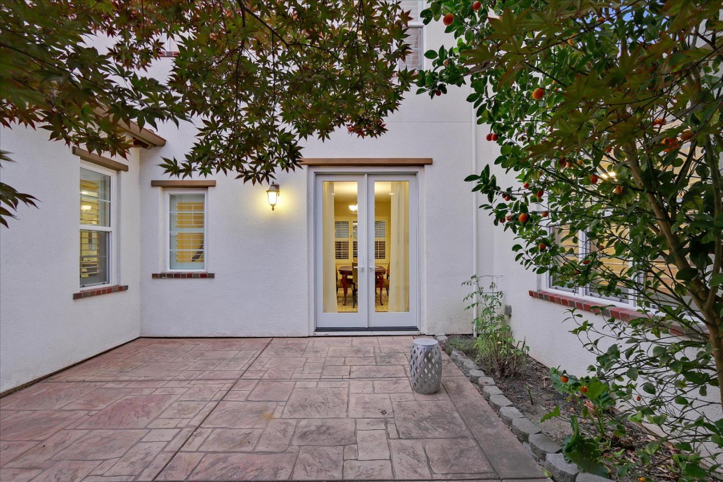 2333 Poppyview Avenue San Ramon, CA 94582 - Photo 49 of 65 a front view of a house with garden