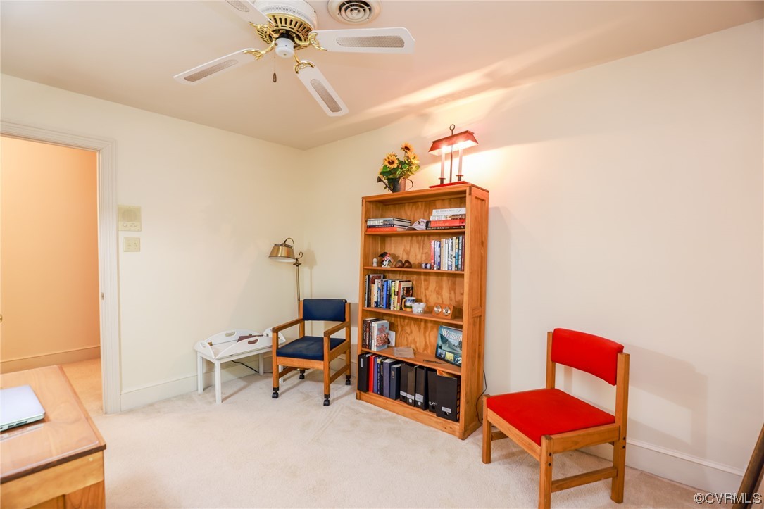8606 Old Brompton Road Chesterfield, VA 23832 - Photo 22 of 36 a room with furniture and gym equipment