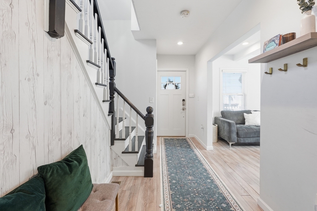 31 Green Street Hudson, MA 01749 - Photo 18 of 41