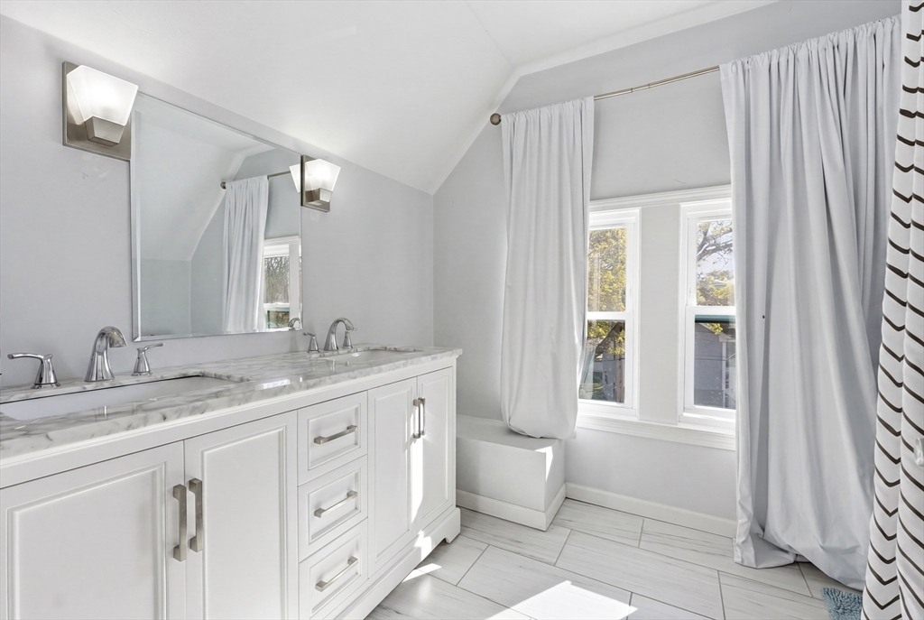 31 Green Street Hudson, MA 01749 - Photo 28 of 41