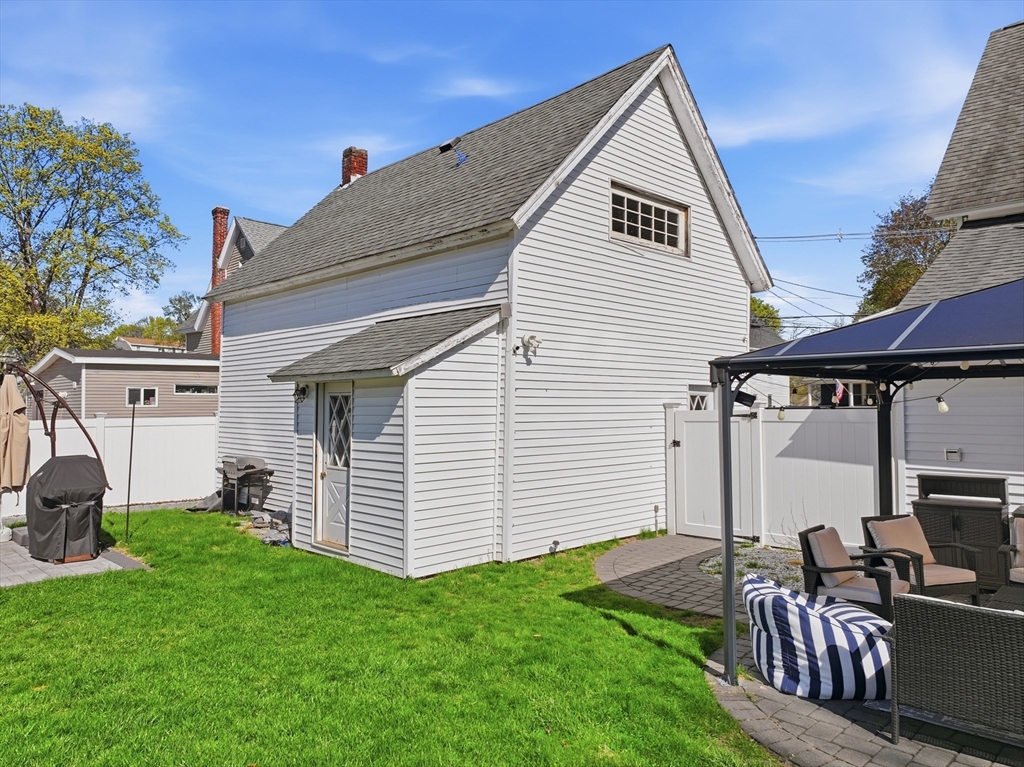 31 Green Street Hudson, MA 01749 - Photo 33 of 41