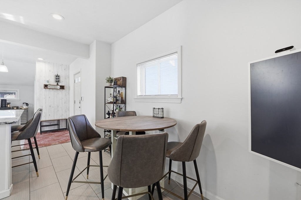 31 Green Street Hudson, MA 01749 - Photo 10 of 41