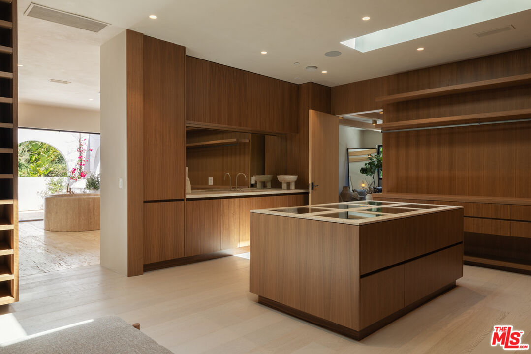 966 Stone Canyon Road Los Angeles, CA 90077 - Photo 13 of 23