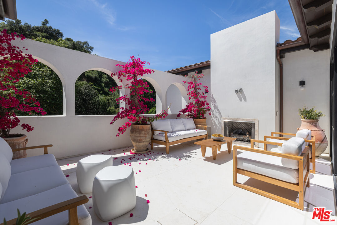 966 Stone Canyon Road Los Angeles, CA 90077 - Photo 16 of 23