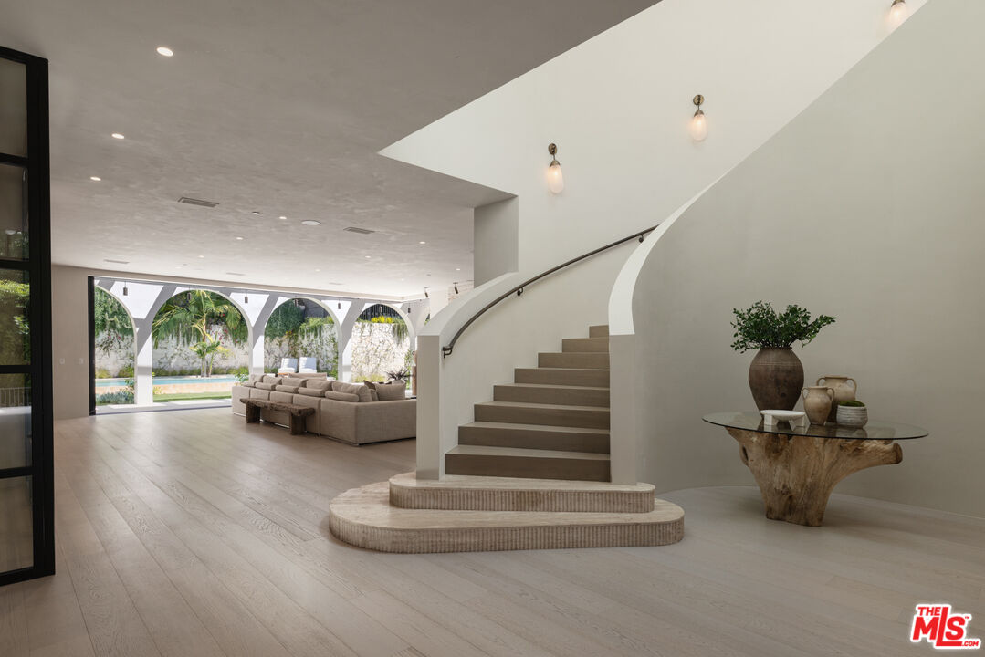 966 Stone Canyon Road Los Angeles, CA 90077 - Photo 4 of 23