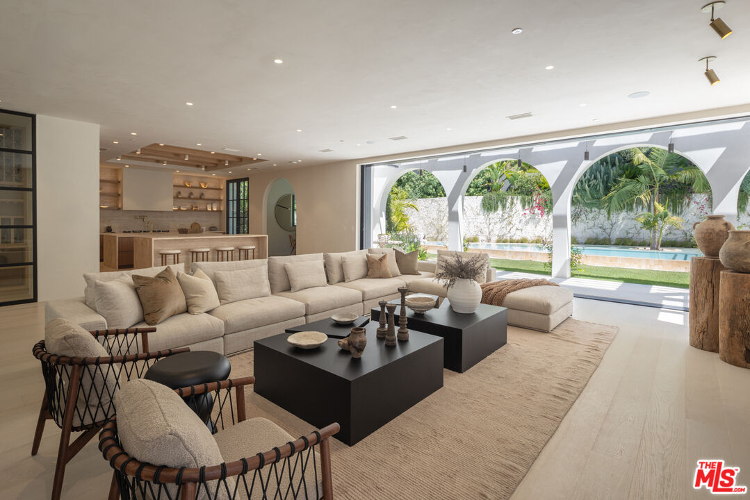 966 Stone Canyon Road Los Angeles, CA 90077 - Photo 5 of 23