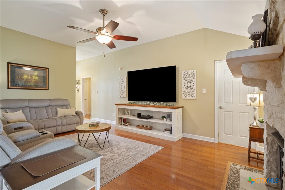 5943 Gavin Ridge Road Belton, TX 76513 - Photo 7 of 28 View of living room from dining/kitchen.
