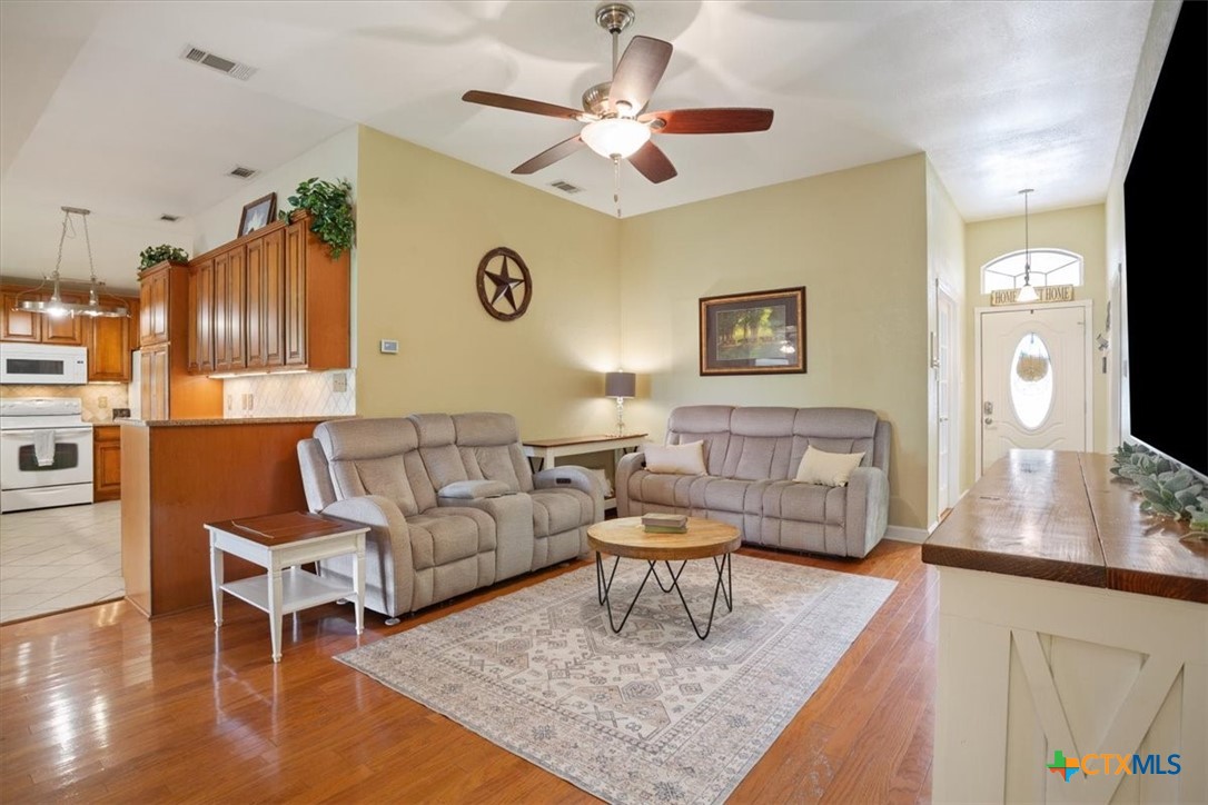 5943 Gavin Ridge Road Belton, TX 76513 - Photo 8 of 28