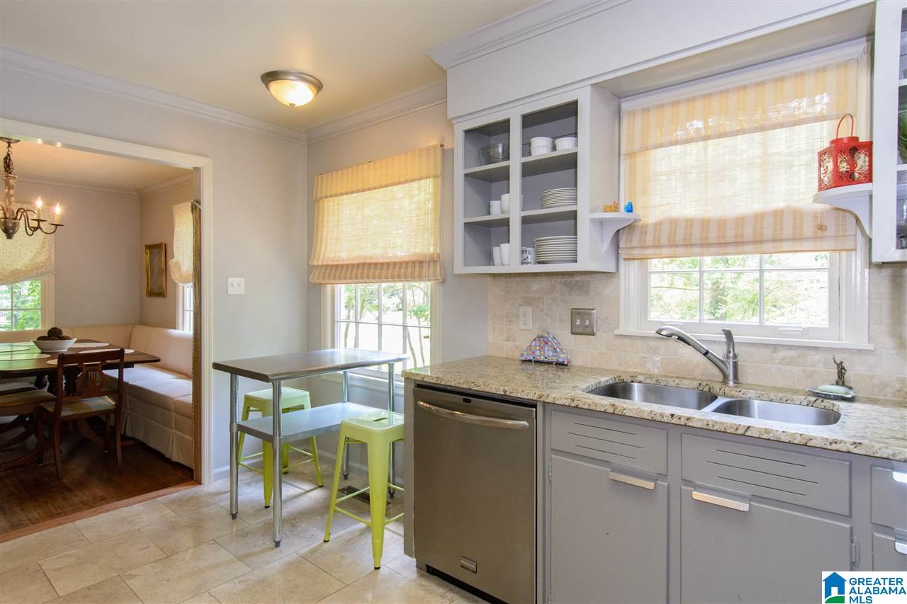 334 Lathrop Avenue Birmingham, AL 35209 - Photo 17 of 31