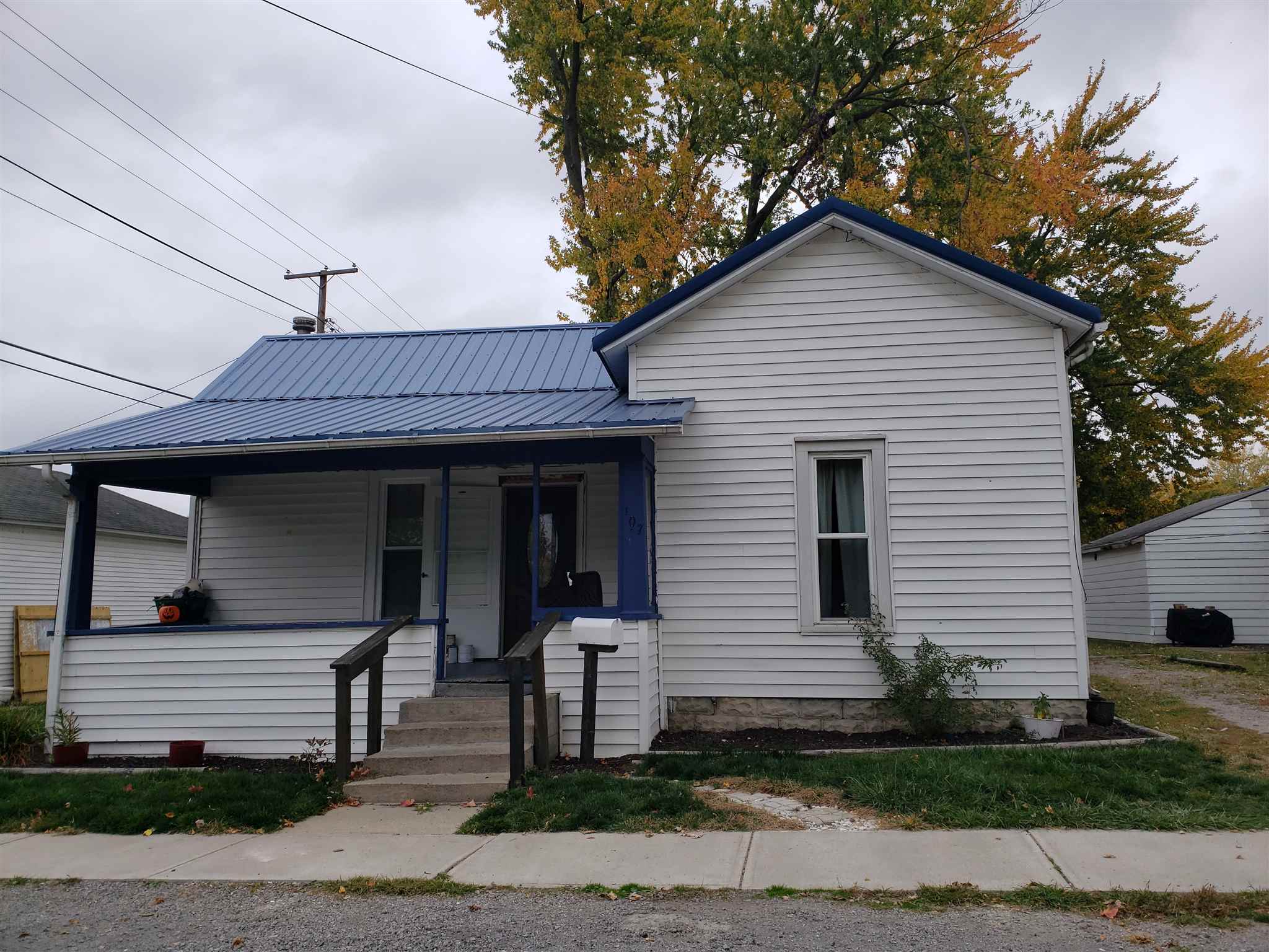 107 East Washington Street Butler, IN 46721 - Photo 2 of 15