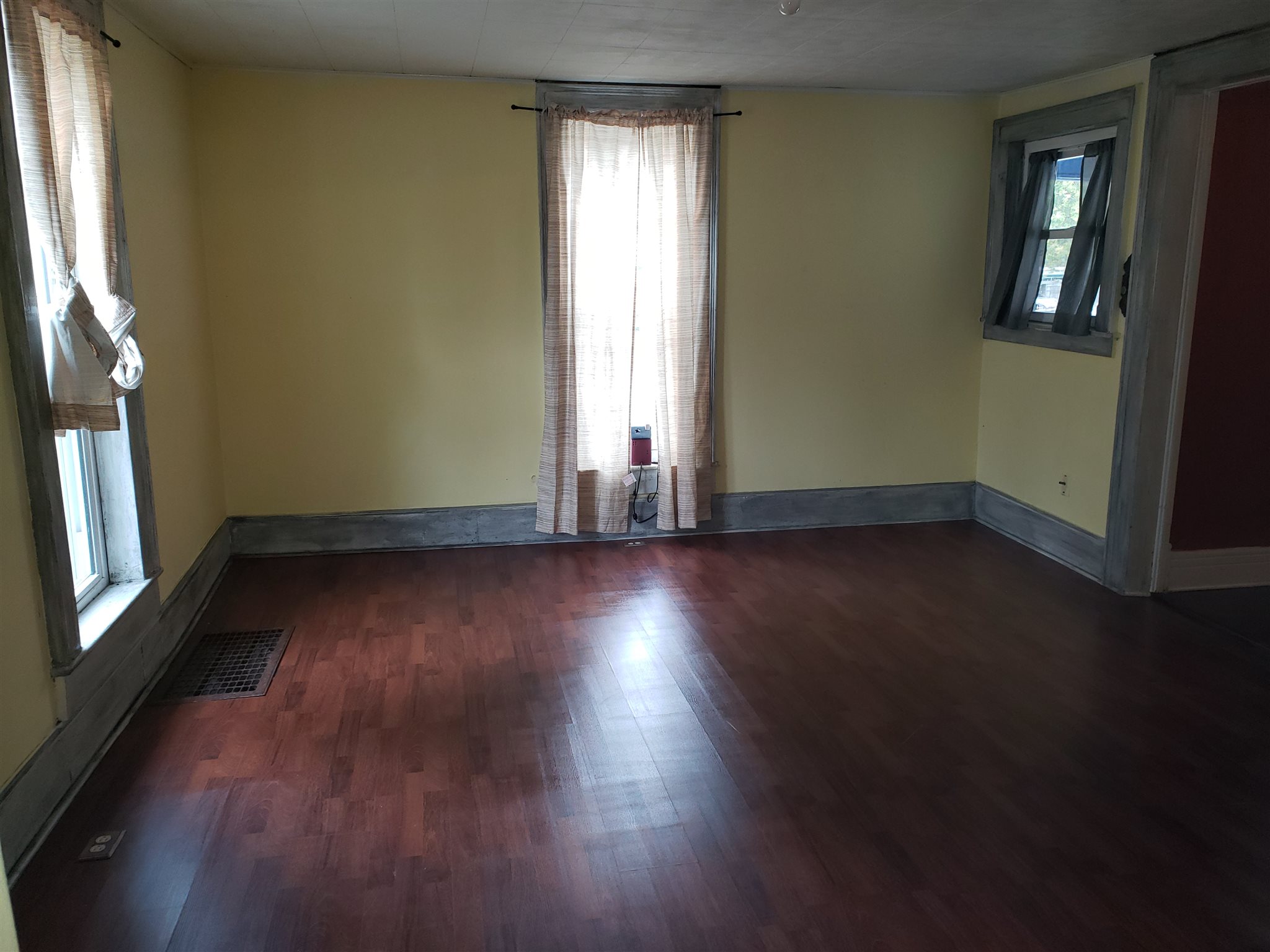 107 East Washington Street Butler, IN 46721 - Photo 6 of 15