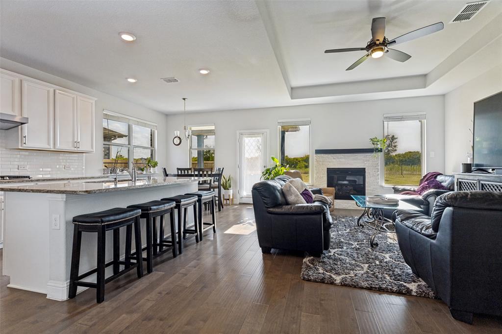 11761 Wulstone Road Fort Worth, TX 76052 - Photo 12 of 26 Gallery Image 12