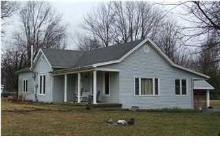 9016 Maple Road Louisville, KY 40229 - Photo 1 of 1 Primary Photo