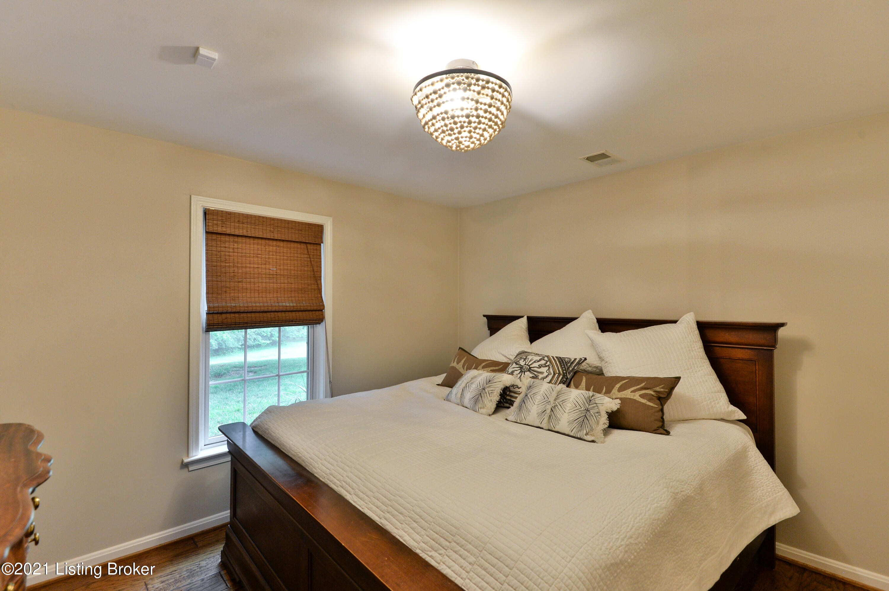 14015 Hickory Ridge Road Louisville, KY 40245 - Photo 28 of 48 047 - 20210602 3138